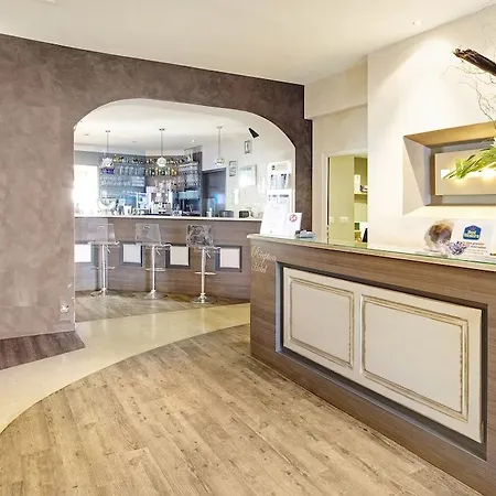 Western De La Marc Sur 3* Saint-Nazaire (Loire-Atlantique)