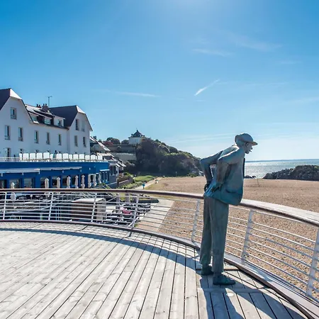 호텔 베스트 웨스턴 드 라 플라주 생 마크 쉬르 메르 3*