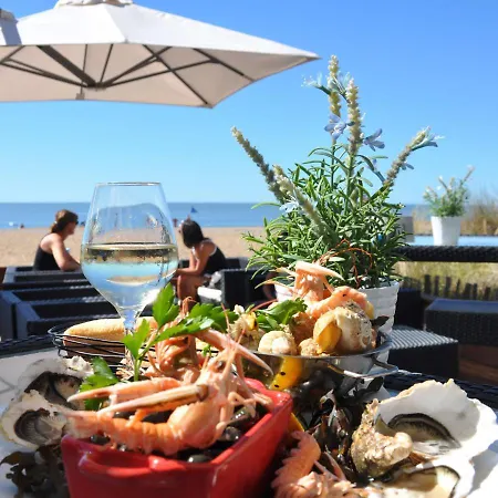 베스트 웨스턴 드 라 플라주 생 마크 쉬르 메르