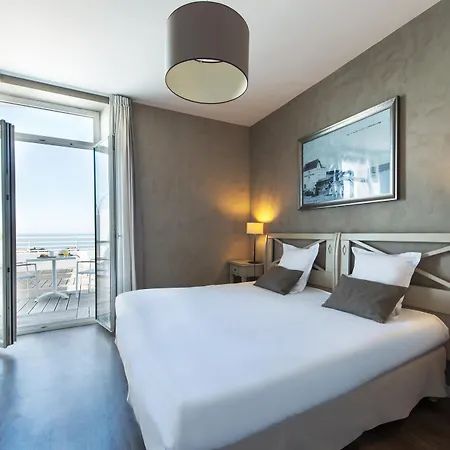 베스트 웨스턴 드 라 플라주 생 마크 쉬르 메르 생나제르