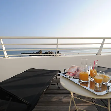 호텔 베스트 웨스턴 드 라 플라주 생 마크 쉬르 메르 생나제르