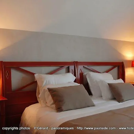 Western De La Marc Sur 3* Saint-Nazaire (Loire-Atlantique)