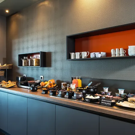 Western De La Marc Sur